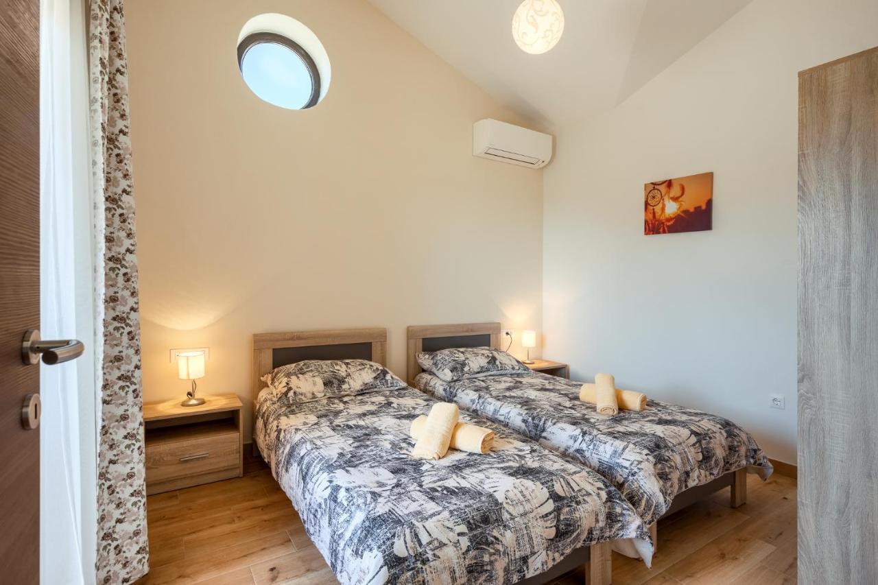 Villa Istra Kaštelir Exterior foto